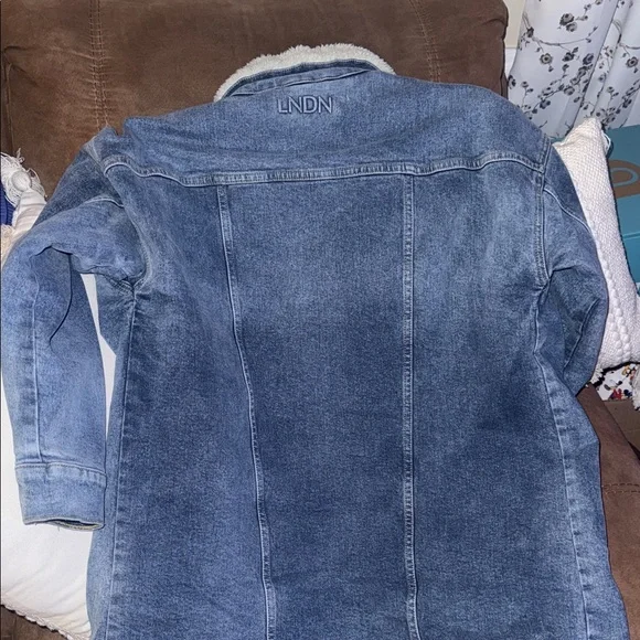LNDN Blue Denim Jacket with Sherpa Lining NWT XS - Picture 7 of 8